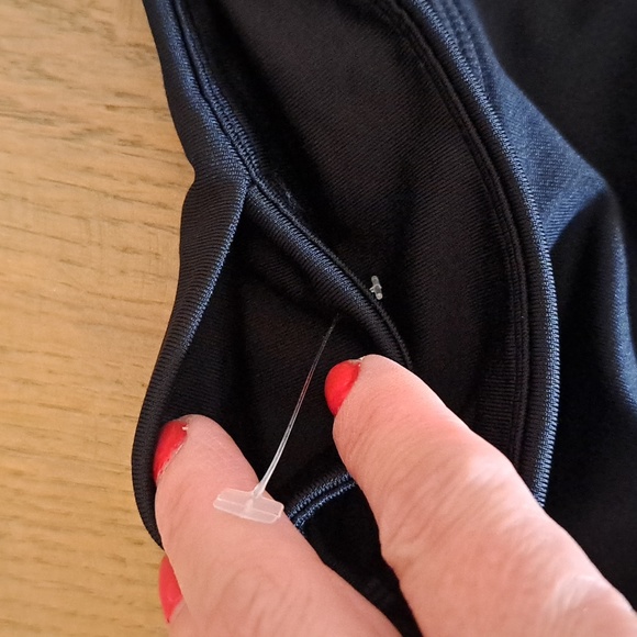 Ideology Flex Stretch Black/Coral Workout Capri's. Size Small NWT - Picture 5 of 10